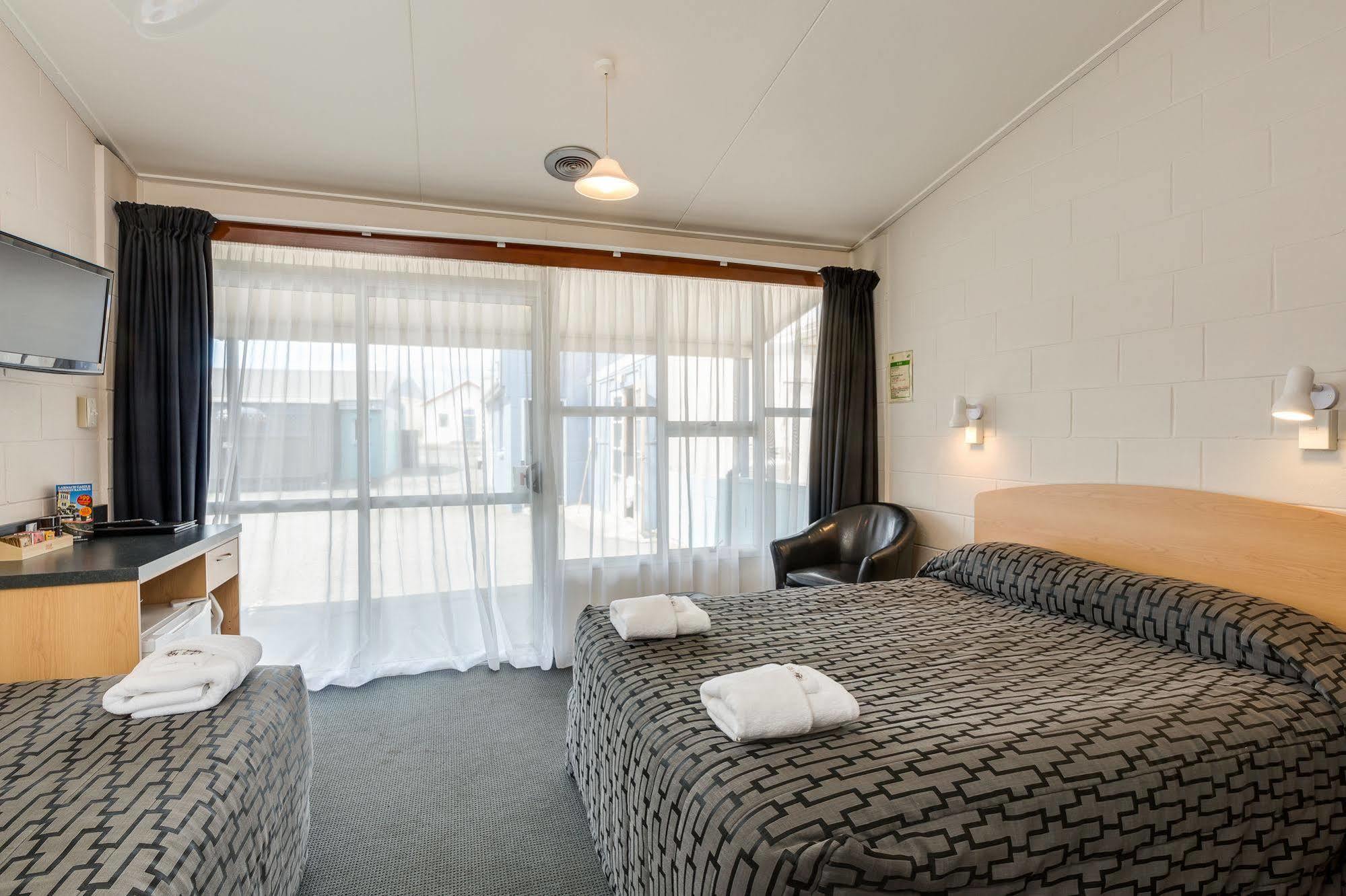 Ocean Beach Hotel Dunedin Dış mekan fotoğraf